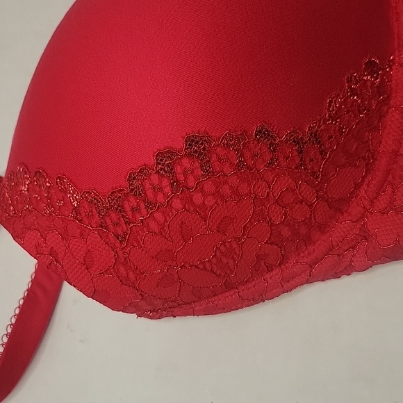 Victoria Secret Red Lacey Bra 386100 32DDD - Picture 2 of 7